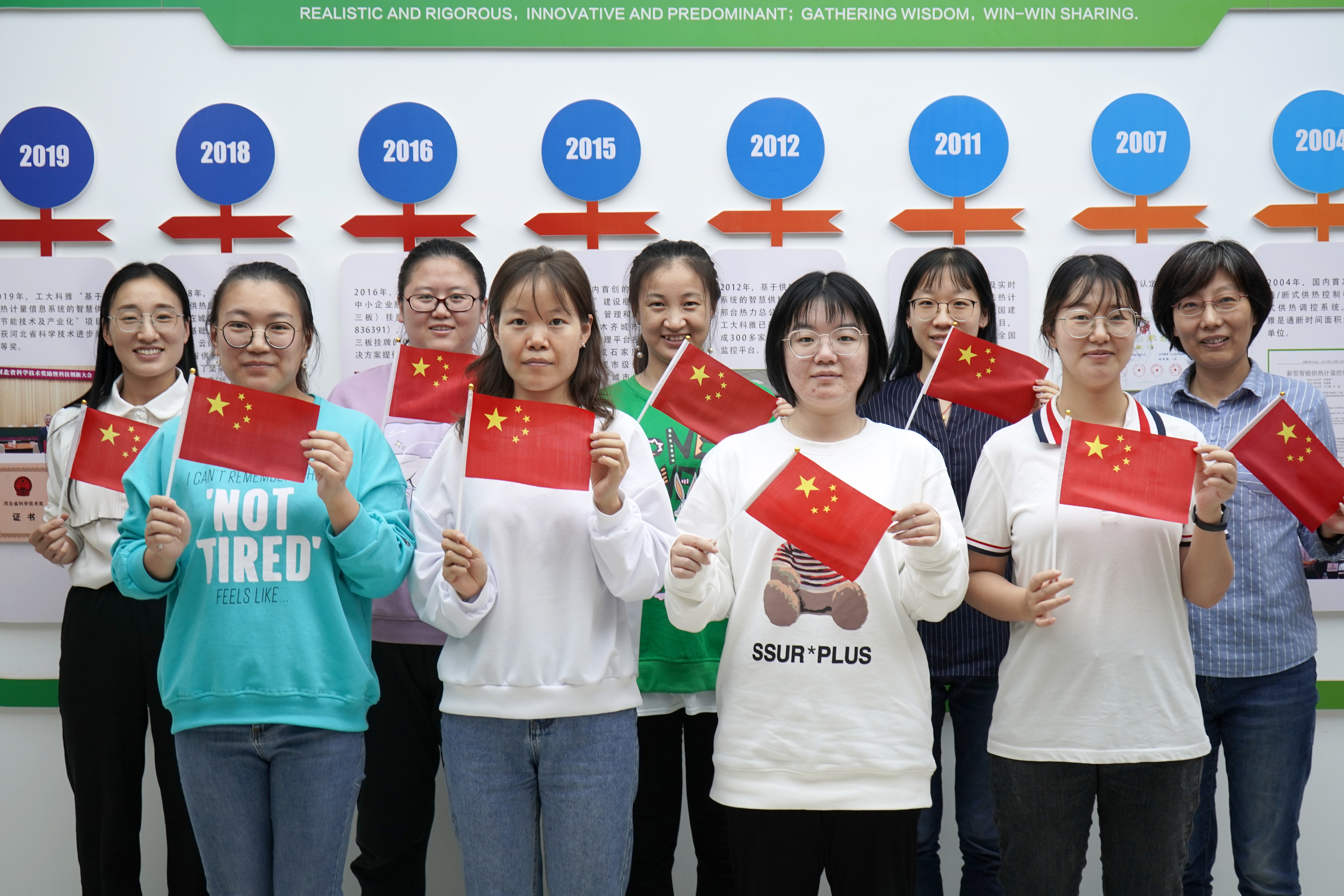 ÎҺ͹úÆìºÏ¸öÓ°ØÀ´×Կʱ¹Ù·½ÓéÀÖÈ˵ÄÅú×¢(ͼ7) ÎҺ͹úÆìºÏ¸öÓ°ØÀ´×Կʱ¹Ù·½ÓéÀÖÈ˵ÄÅú×¢(ͼ7)