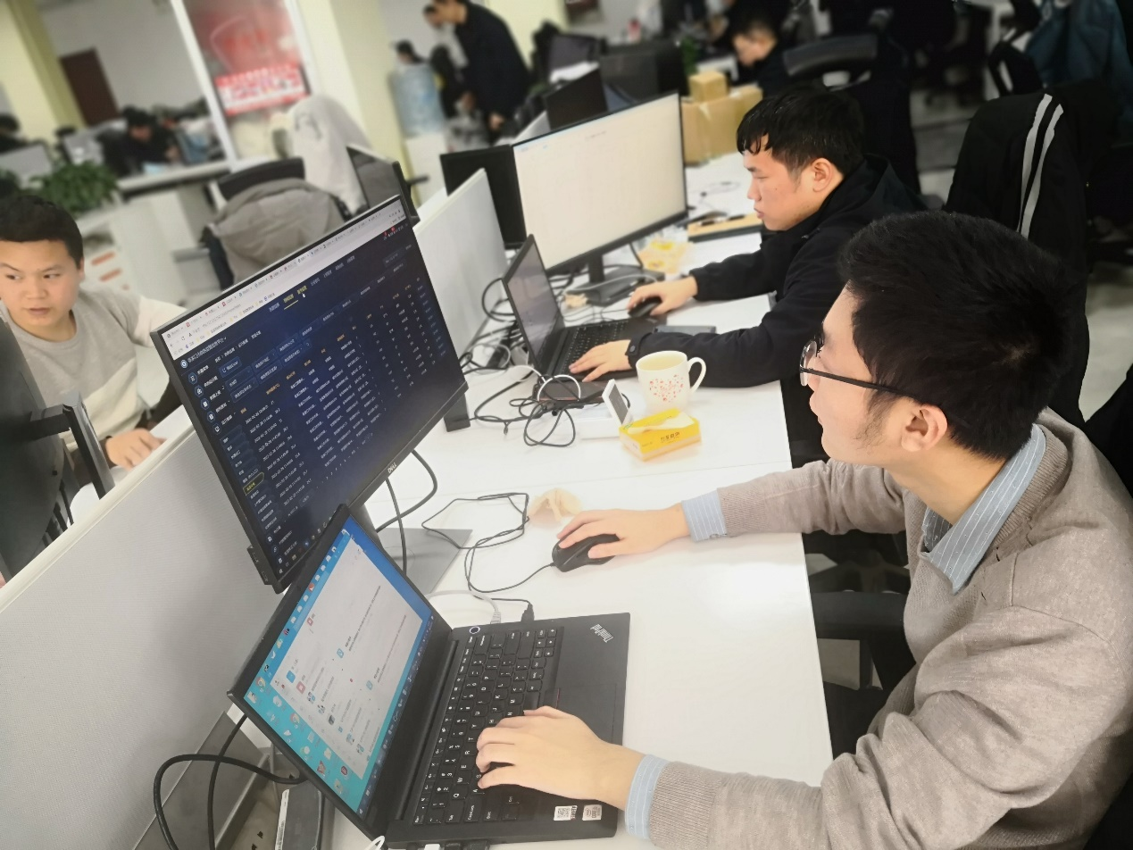 ���ܹ�������ʵʱ���䣬������������ʱ�ٷ�����Ϊ�������»ᡢ���а»�Т˳����(ͼ2)