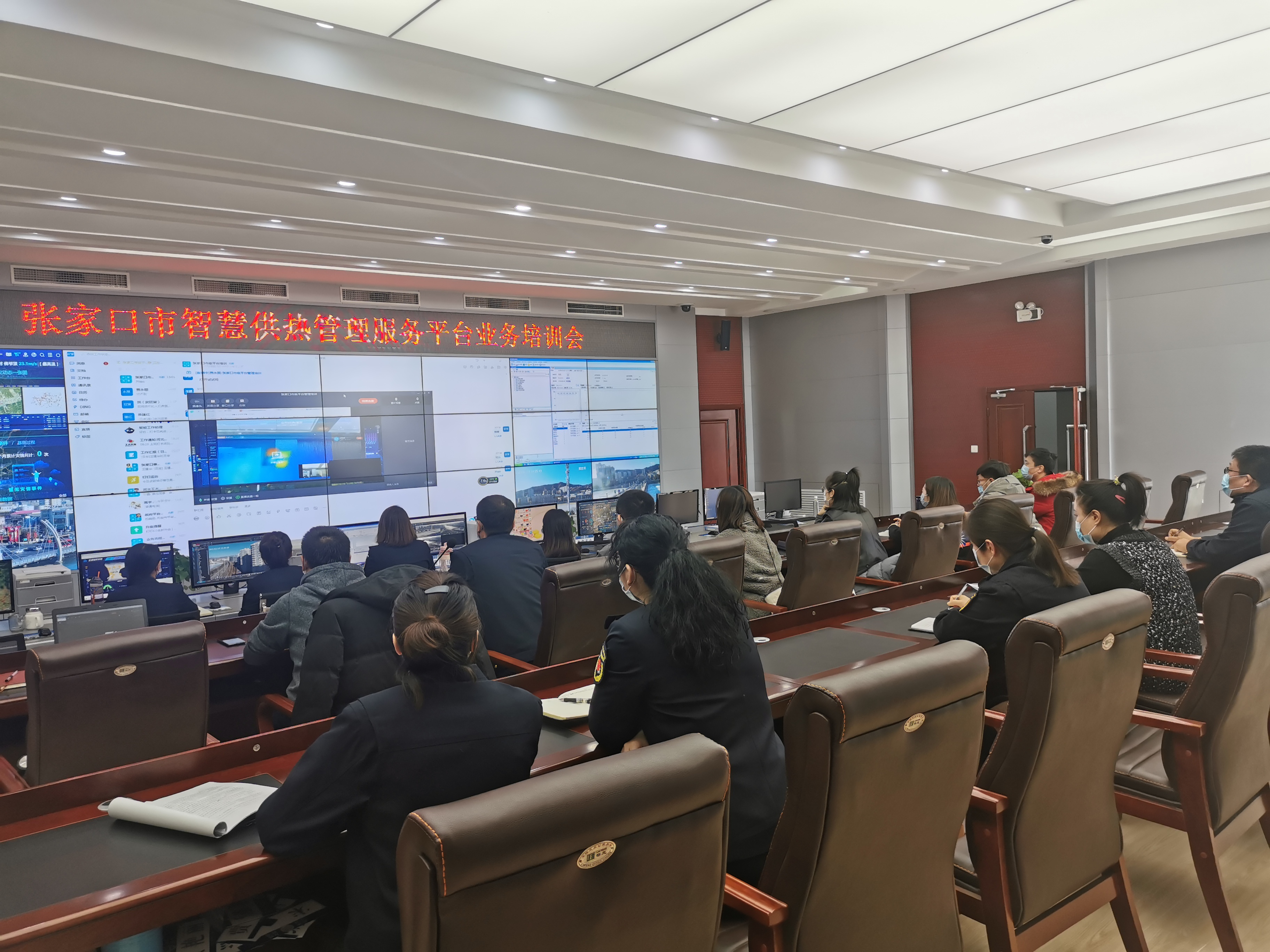 ���ܹ�������ʵʱ���䣬������������ʱ�ٷ�����Ϊ�������»ᡢ���а»�Т˳����(ͼ5)